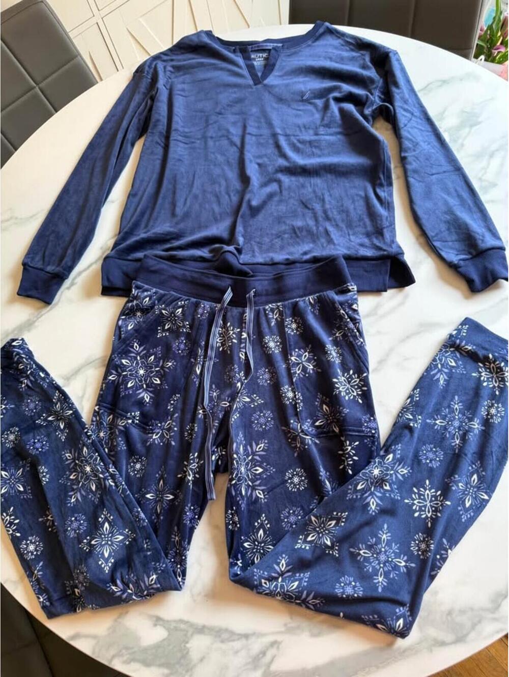 Nautica Women's Blue Sleepwear Set Small